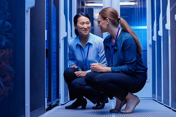Johnson Controls recently commissioned Forrester Consulting to evaluate the state of smart buildings. For this report, Forrester focused on a subset of 305 smart building decision-makers at data centers.